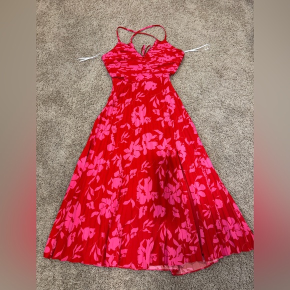 Lulus Vibrant Moment Red and Pink Floral Pleated Lace-Up Midi Dress size M - Picture 6 of 14